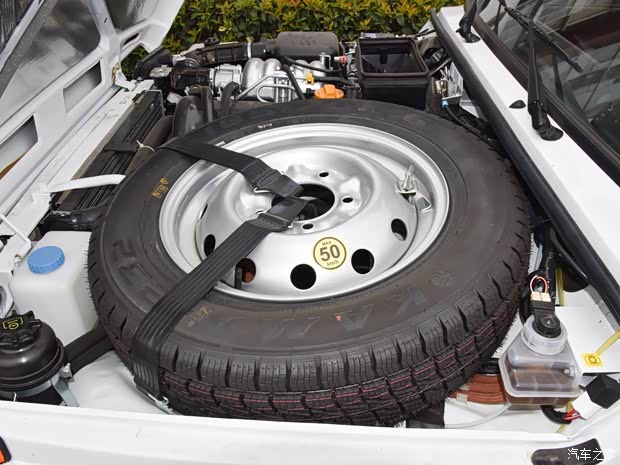 拉达汽车 泥瓦 2017款 基本型