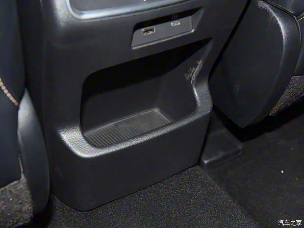 长安福特 锐界 2021款 PLUS EcoBoost 245 四驱尊锐型 7座