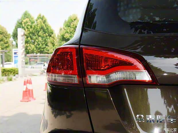 眾泰汽車 大邁X5 2017款 1.5T 手動尊貴型