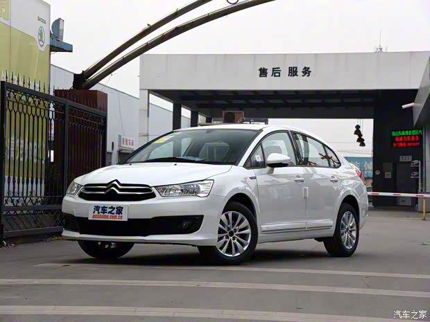 东风雪铁龙 世嘉 2016款 经典 三厢 1.6L 手动品尚型