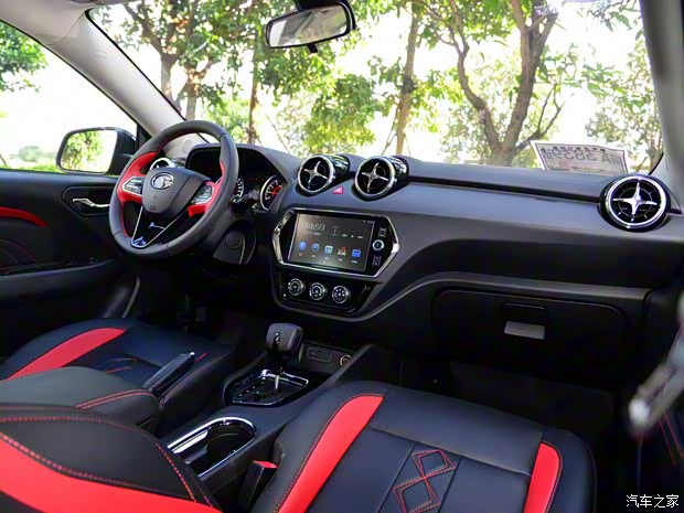 东南汽车 东南DX3 2018款 1.5T SRG CVT旗舰型 东南汽车 东南DX3 2018款 1.5T SRG CVT旗舰型