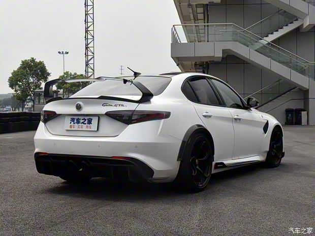 阿尔法·罗密欧 Giulia 2021款 GTAm 试装车