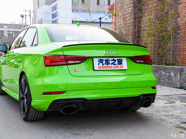 Audi Sport 奥迪RS 3 2017款 RS 3 2.5T Limousine