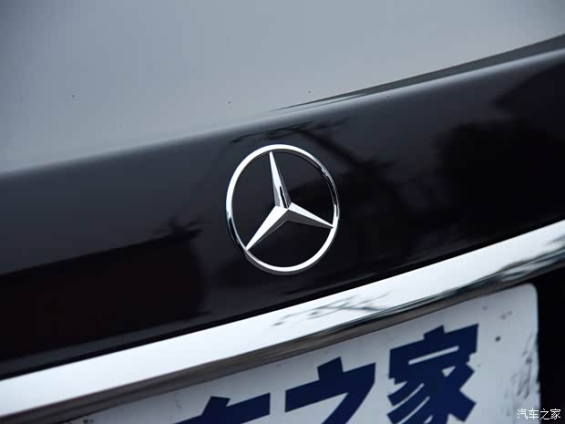 奔馳(進(jìn)口) 奔馳S級(jí) 2015款 S 400 L 奔馳(進(jìn)口) 奔馳S級(jí) 2015款 S 400 L