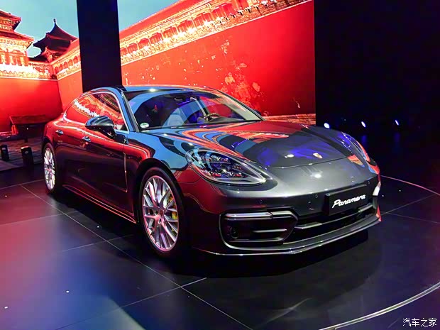 保時捷 Panamera 2017款 Panamera 4 E-Hybrid 行政加長版 2.9T