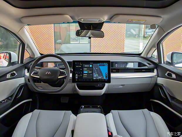 摩登汽車 Modern in 2021款 610km 精英版