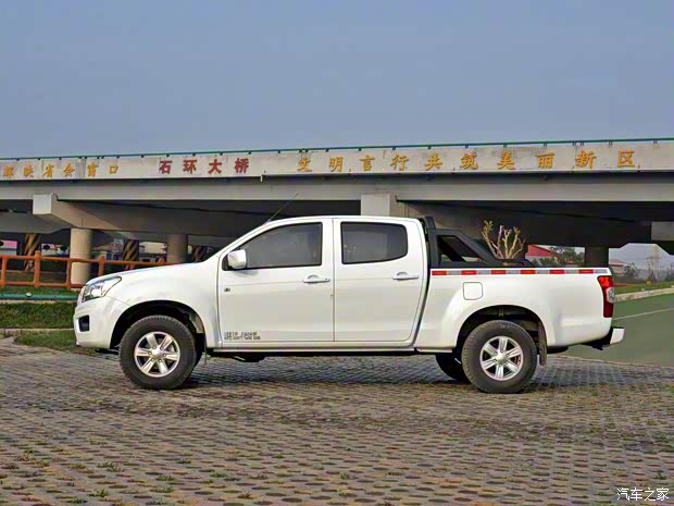 江西五十鈴 瑞邁 2018款 2.5T兩驅(qū)加長貨箱豪華款JE4D25Q5A