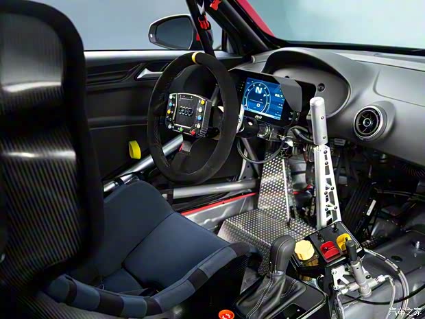 奥迪RS 奥迪RS 3 2017款 RS 3 LMS Racecar