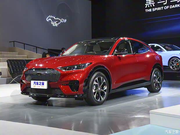 福特电动车 Mustang Mach-E 2021款 长续航后驱SE版 福特电动车 Mustang Mach-E 2021款 长续航后驱SE版