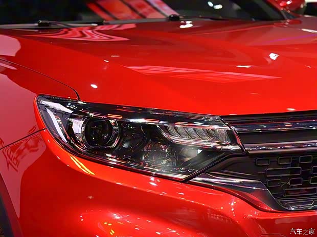 陆风汽车 逍遥 2018款 1.5TDI CVT钻石版 陆风汽车 逍遥 2018款 1.5TDI CVT钻石版