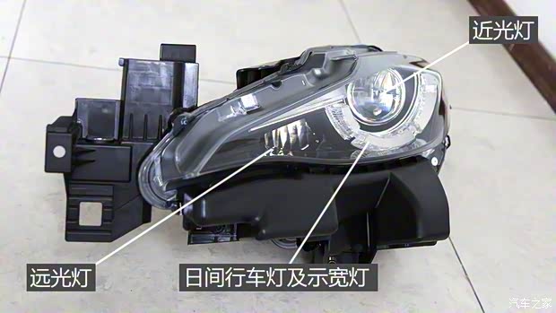 一汽马自达 马自达CX-4 2016款 2.5L 自动四驱蓝天无畏版 一汽马自达 马自达CX-4 2016款 2.5L 自动四驱蓝天无畏版