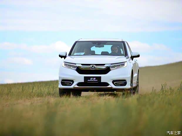 广汽本田 冠道 2017款 370TURBO 四驱至尊版