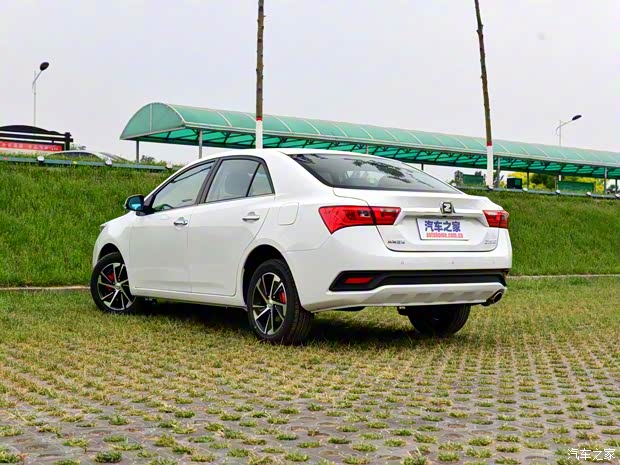 眾泰汽車 眾泰Z360 2017款 1.5L 手動尊貴型