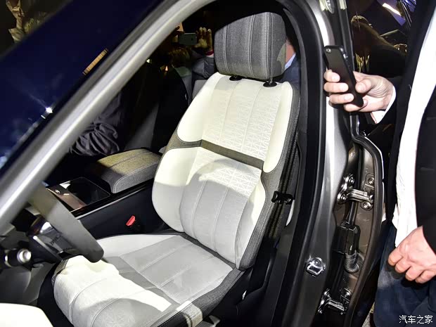 路虎(进口) 揽胜星脉 2017款 P380 首发限量版