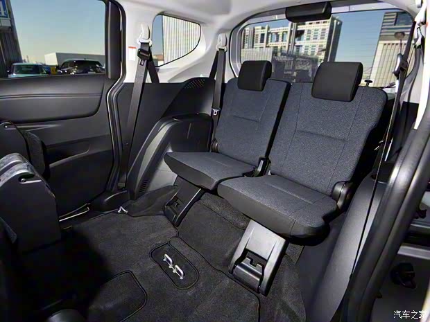 豐田(進(jìn)口) SIENTA 2015款 基本型 豐田(進(jìn)口) SIENTA 2015款 基本型