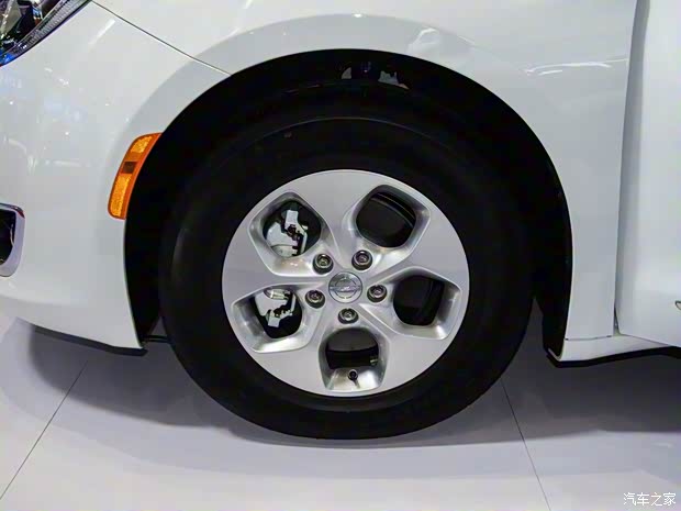 克萊斯勒(進(jìn)口) 大捷龍PHEV(進(jìn)口) 2018款 3.6L 插電混動版