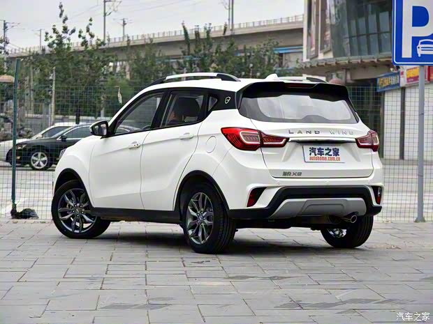 陆风汽车 陆风X2 2017款 1.6L 自动劲锐版 陆风汽车 陆风X2 2017款 1.6L 自动劲锐版