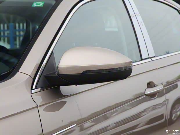 上汽大众 帕萨特 2022款 330TSI 豪华版