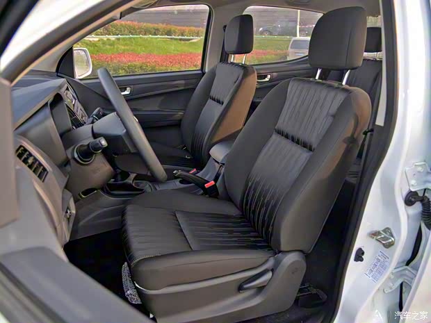 江西五十鈴 瑞邁 2018款 2.5T兩驅(qū)加長貨箱豪華款JE4D25Q5A