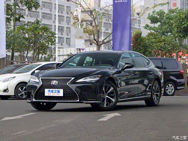 雷克薩斯 雷克薩斯LS 2021款 500h 卓越版