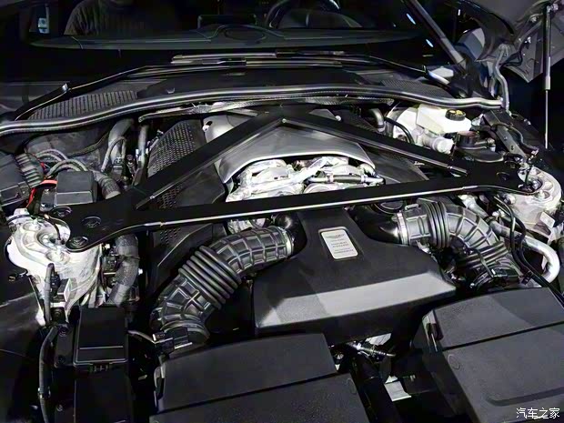 阿斯顿·马丁 V8 Vantage 2018款 4.0T V8