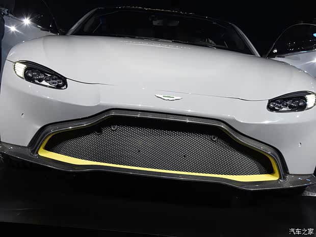 阿斯顿·马丁 V8 Vantage 2018款 4.0T V8