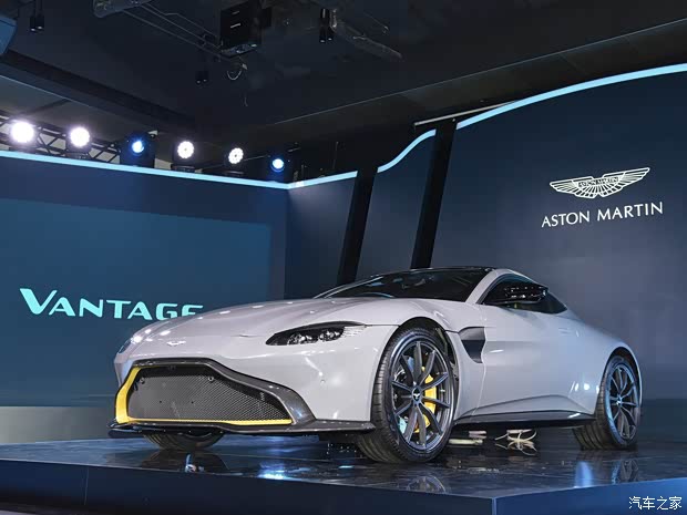 阿斯顿·马丁 V8 Vantage 2018款 4.0T V8