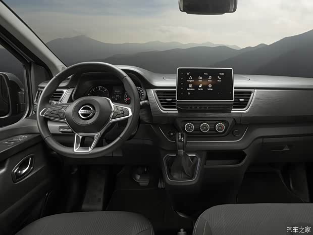 日产(进口) 日产NV300 2021款 Combi 欧洲版 日产(进口) 日产NV300 2021款 Combi 欧洲版