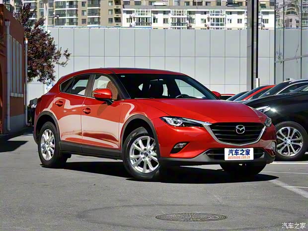 一汽马自达 马自达CX-4 2018款 2.0L 自动两驱蓝天活力版