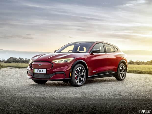 福特(进口) 福特电马(海外) 2021款 4X 英国版 福特(进口) 福特电马(海外) 2021款 4X 英国版