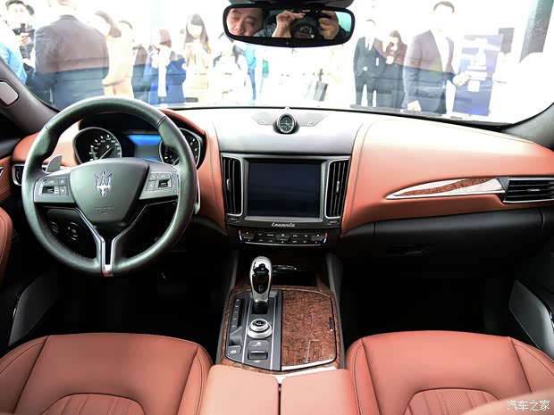 瑪莎拉蒂 Levante 2016款 3.0T S 瑪莎拉蒂 Levante 2016款 3.0T S