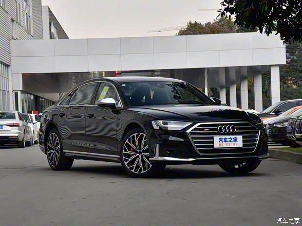 奥迪(进口) 奥迪S8 2021款 S8L 4.0TFSI quattro