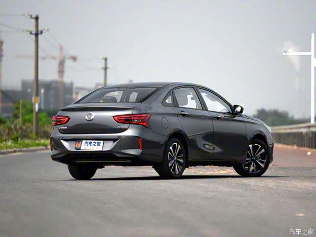 广汽乘用车 传祺GA4 2021款 PLUS 235T 自动尊贵版 广汽乘用车 传祺GA4 2021款 PLUS 235T 自动尊贵版