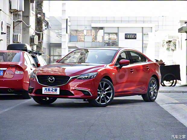 一汽马自达 阿特兹 2018款 2.5L 蓝天尊崇版