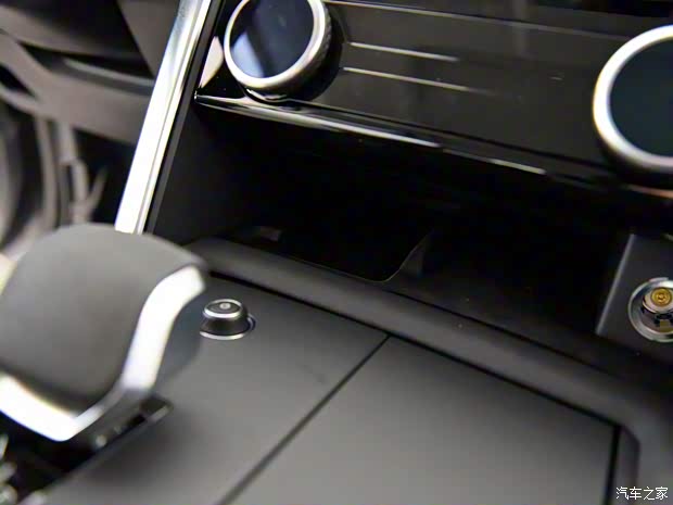 路虎(進口) 發(fā)現(xiàn) 2021款 基本型