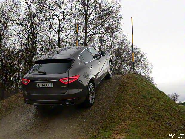 玛莎拉蒂 Levante 2016款 基本型 玛莎拉蒂 Levante 2016款 基本型