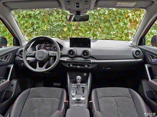 一汽-大众奥迪 奥迪Q2L 2018款 35TFSI 时尚动感型 一汽-大众奥迪 奥迪Q2L 2018款 35TFSI 时尚动感型