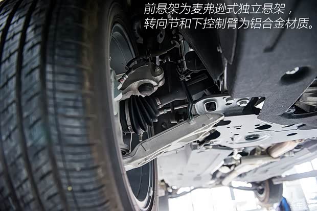广汽菲克Jeep 大指挥官 2018款  2.0T 四驱御享版