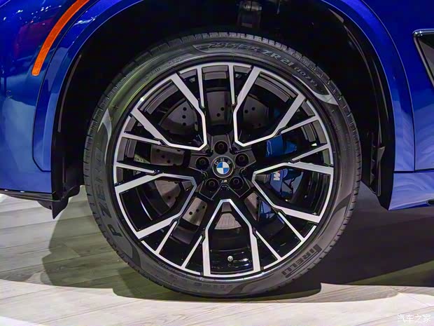 宝马M 宝马X5 M 2020款 X5 M雷霆版 宝马M 宝马X5 M 2020款 X5 M雷霆版