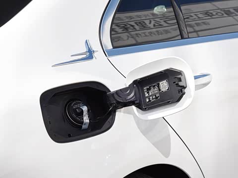 2020款 C 200 L 时尚型运动版 2020款 C 200 L 时尚型运动版