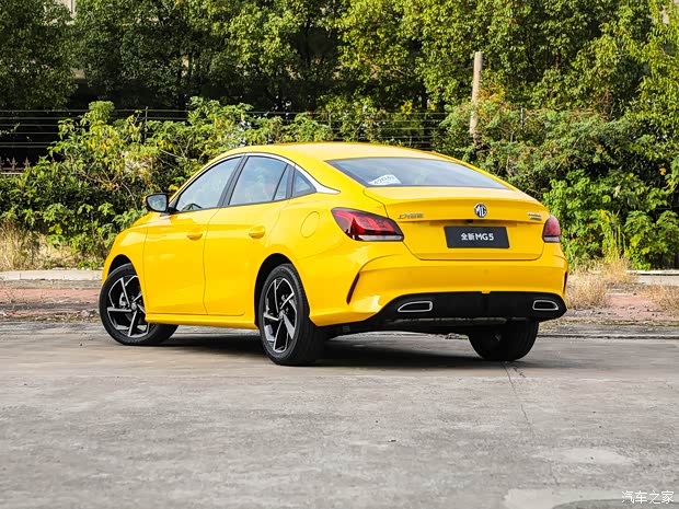 上汽集团 名爵5 2021款 1.5T DCT基本型