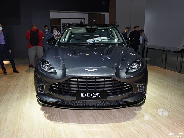 阿斯顿·马丁 阿斯顿·马丁DBX 2020款 4.0T V8 返璞之境