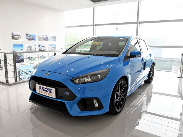 福特(进口) 福克斯(进口) 2018款 2.3T RS 赛道版 福特(进口) 福克斯(进口) 2018款 2.3T RS 赛道版
