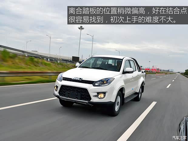 江铃汽车 域虎3 2018款 2.5T柴油四驱豪华版标准轴距