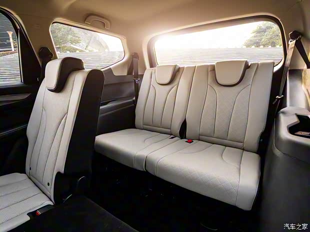 上汽通用五菱 宝骏730 2019款 基本型 上汽通用五菱 宝骏730 2019款 基本型