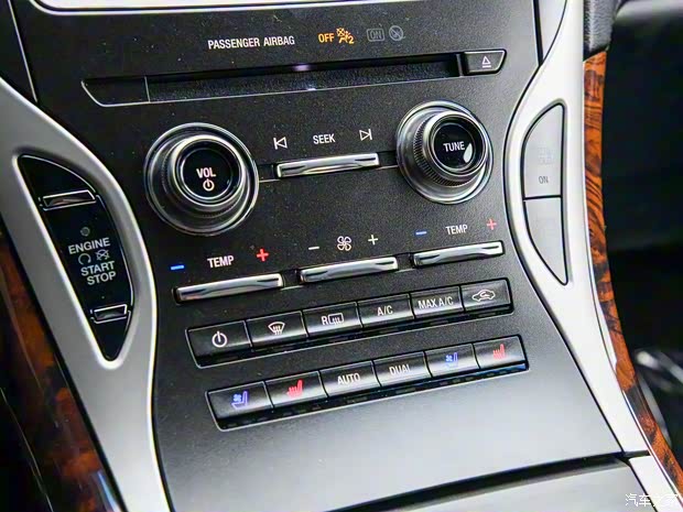 林肯 航海家 2019款 2.0T 四驱尊雅型