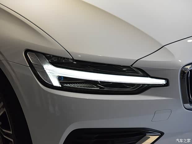 沃尔沃亚太 沃尔沃S60新能源 2020款 T8 E驱混动 四驱智逸豪华版