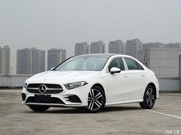 北京奔馳 奔馳A級(jí) 2020款 A 180 L 運(yùn)動(dòng)轎車