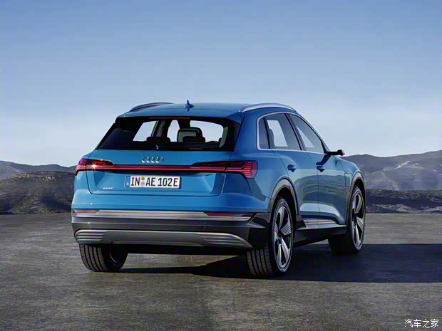 奥迪(进口) 奥迪e-tron 2019款 基本型 奥迪(进口) 奥迪e-tron 2019款 基本型