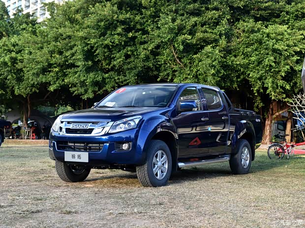 江西五十铃 铃拓 2020款 2.5T四驱自动旗舰版 国VI 加长版JE4D25Q6A 江西五十铃 铃拓 2020款 2.5T四驱自动旗舰版 国VI 加长版JE4D25Q6A